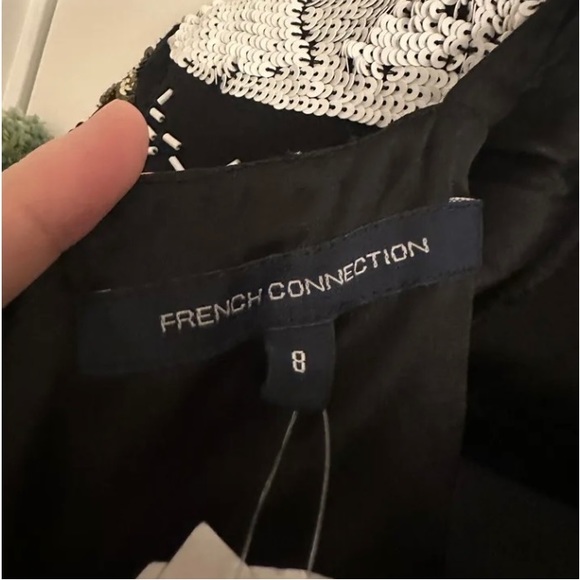 NWT French Connection Wisteria Lane sequin Black Gold White dress Sz 4US Sz 8UK - Picture 3 of 5